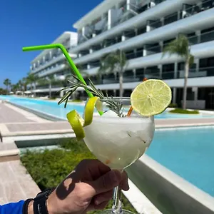 Apartamento Cana Rock Star Luxury Condo, Casino, Golf, Beach In Hard Rock Area, Punta Cana
